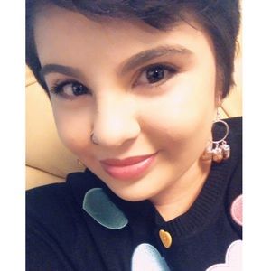 Meet your Posher, Lupita